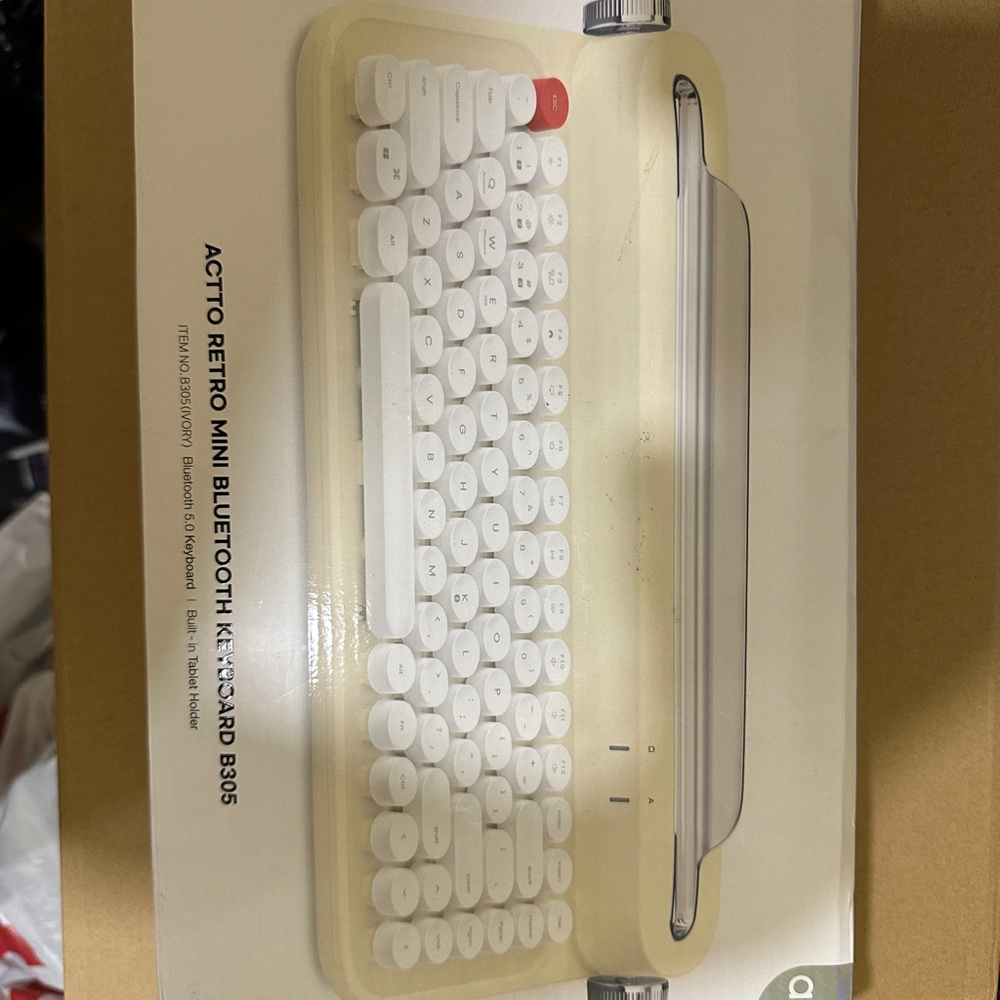 Actto Retro Mini Bluetooth Keyboard B305